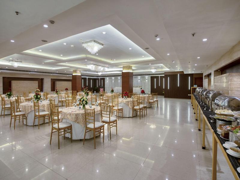 Sapna Clarks Inn image
