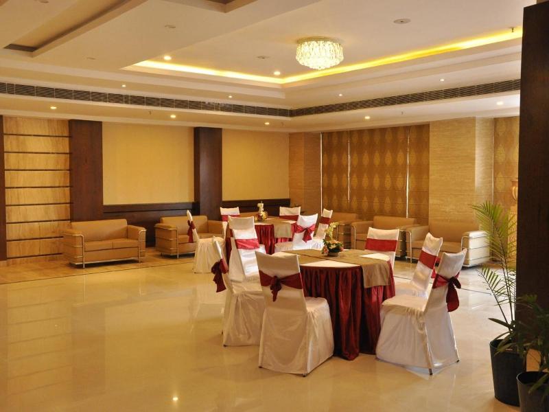 Sapna Clarks Inn image