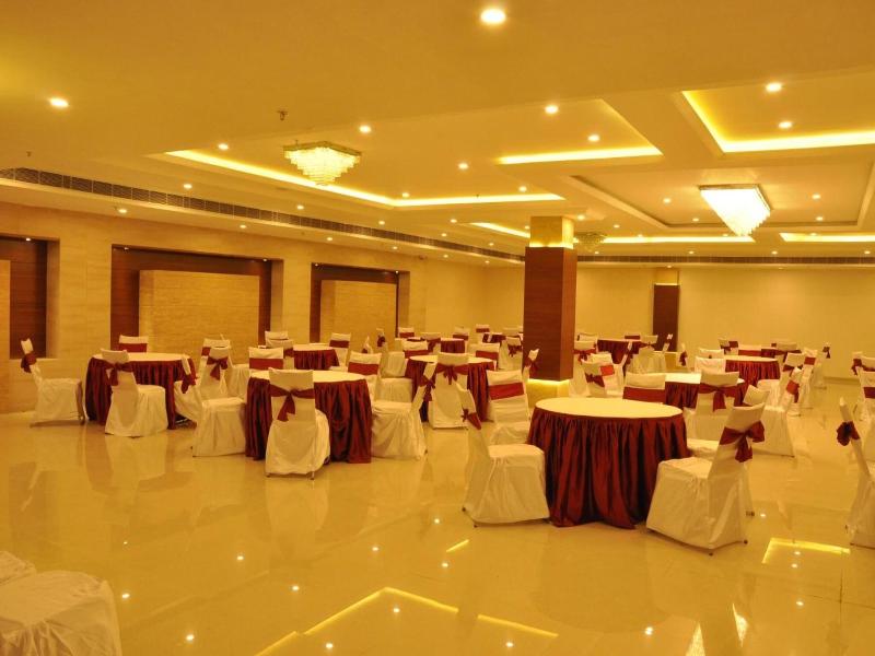 Sapna Clarks Inn image