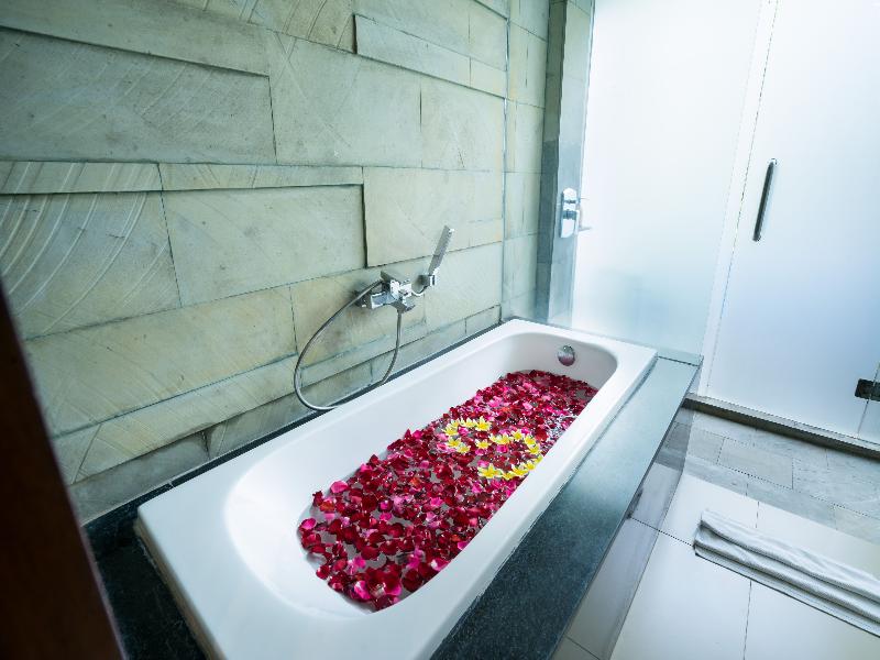 Samaja Beachside Villas image