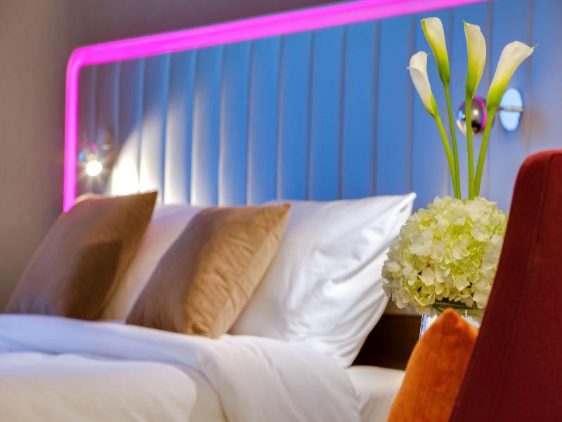 Park Inn by Radisson Dammam image