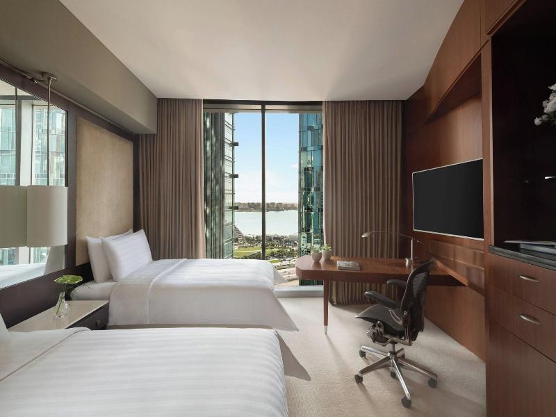 JW Marriott Marquis City Center image
