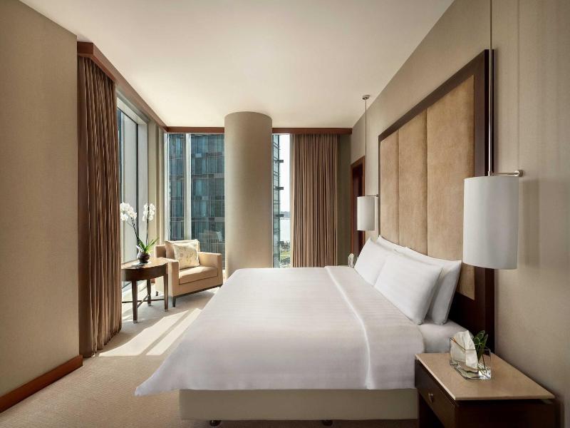 JW Marriott Marquis City Center image