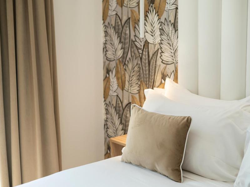 Hotel Alpen image