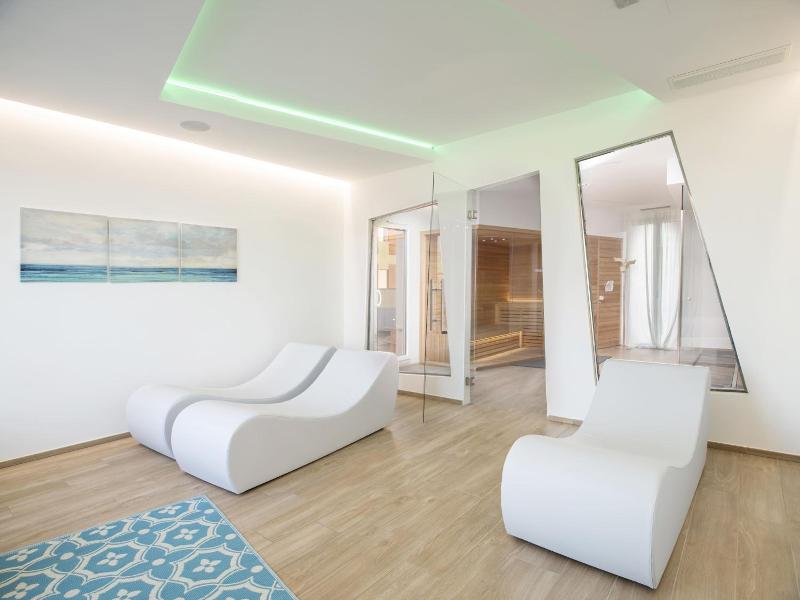 Hotel Alpen image