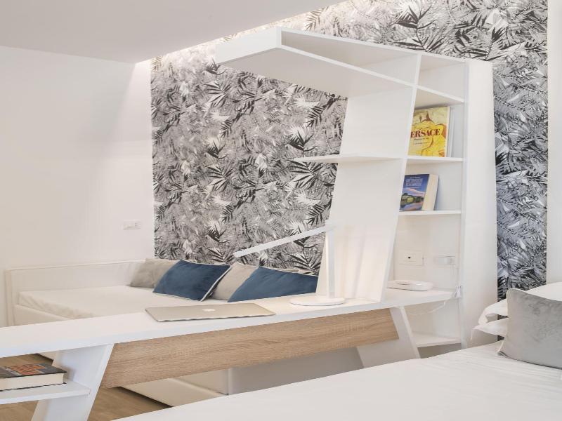 Hotel Alpen image