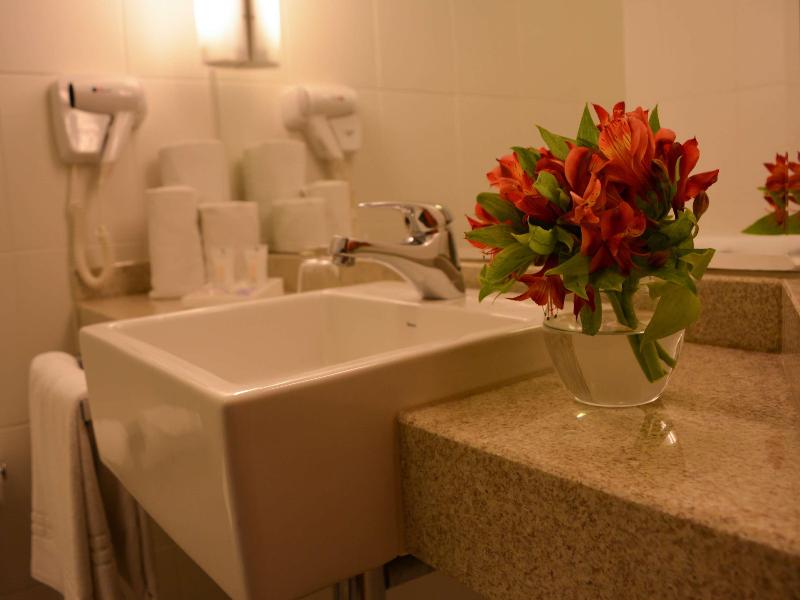 Regency Barra Hotel image