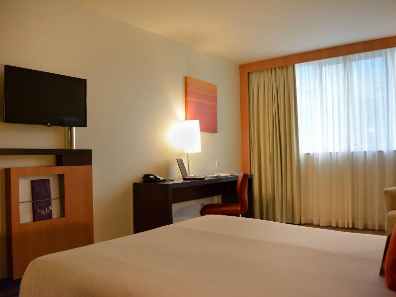 Regency Barra Hotel image