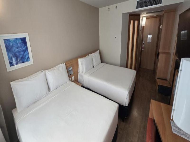 Regency Barra Hotel image
