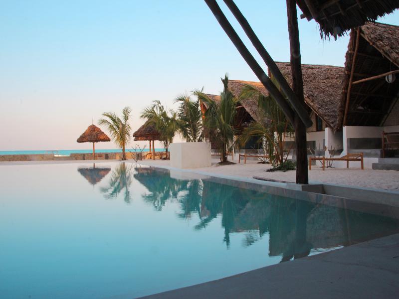 Nur Beach Hotel Jambian Zanzibar image