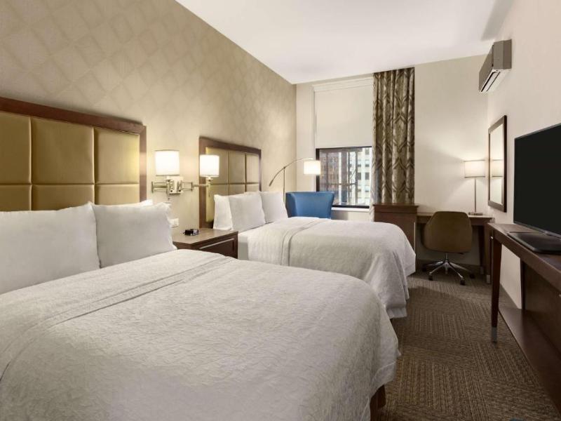 Hampton Inn Chicago Downtown/N Loop/Michigan Ave image