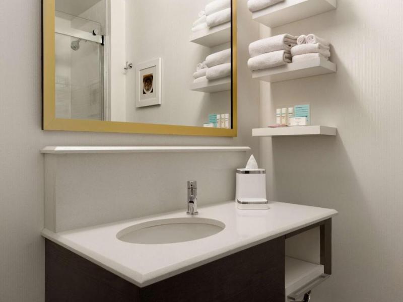 Hampton Inn Chicago Downtown/N Loop/Michigan Ave image