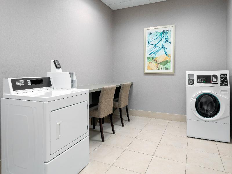 Hilton Garden Inn Wayne, NJ image
