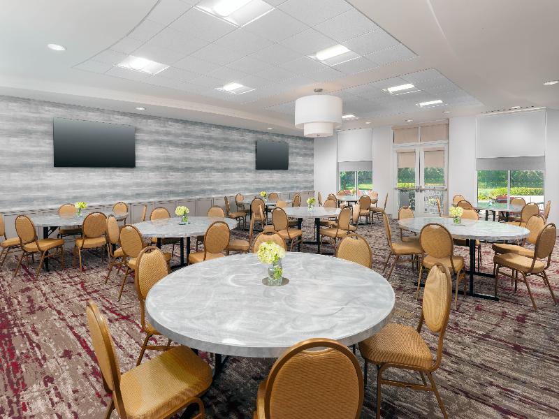 Hilton Garden Inn Wayne, NJ image