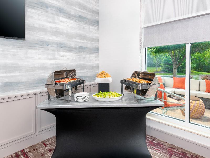 Hilton Garden Inn Wayne, NJ image