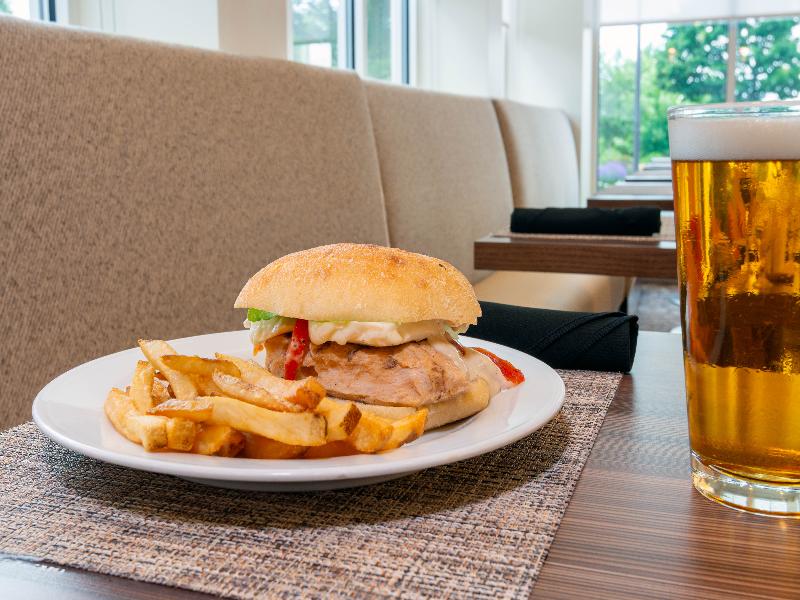 Hilton Garden Inn Wayne, NJ image
