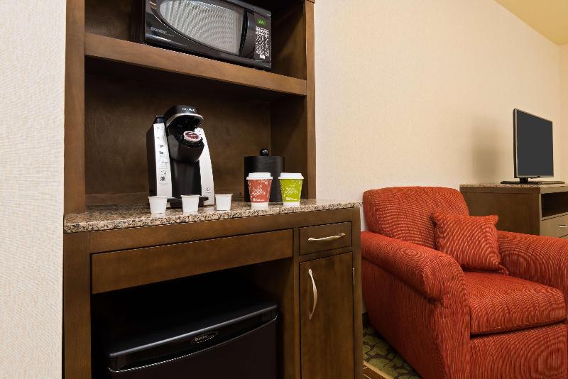 Hilton Garden Inn Wayne, NJ image