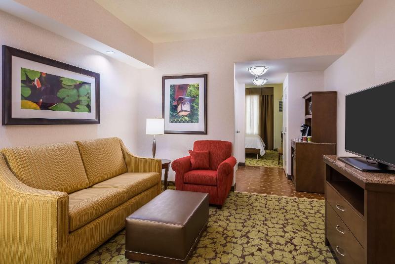 Hilton Garden Inn Wayne, NJ image