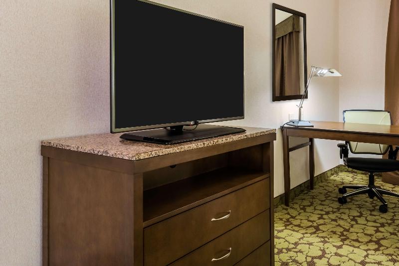 Hilton Garden Inn Wayne, NJ image