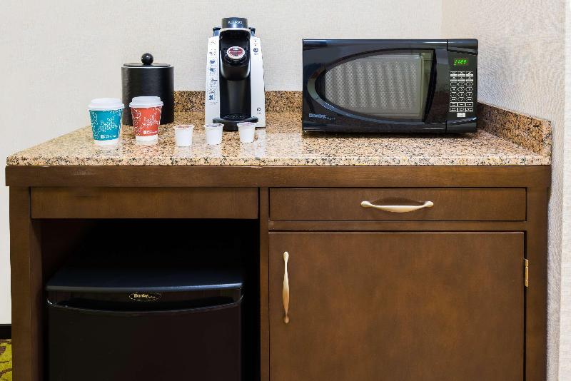 Hilton Garden Inn Wayne, NJ image