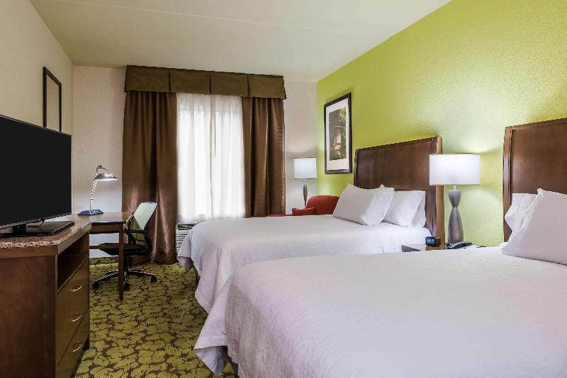 Hilton Garden Inn Wayne, NJ image