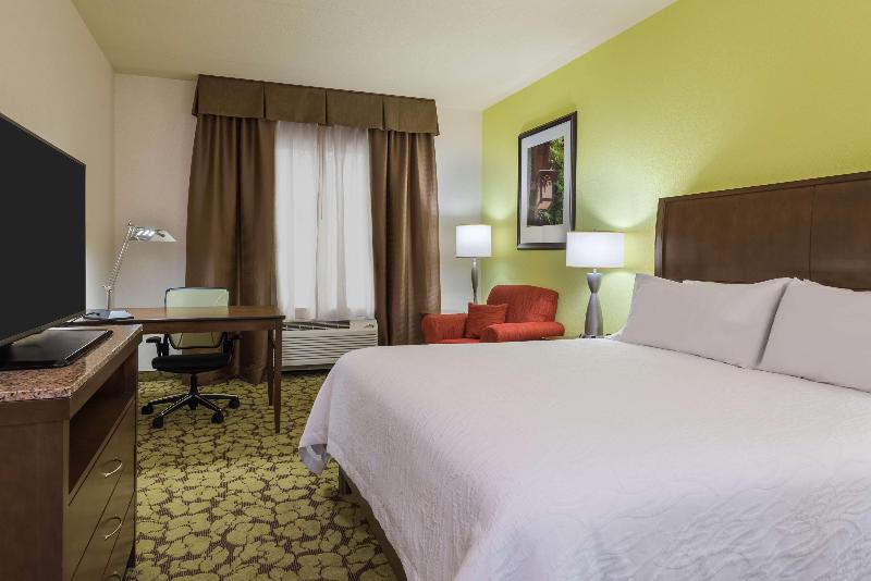 Hilton Garden Inn Wayne, NJ image