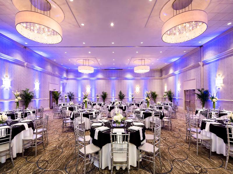 DoubleTree by Hilton Jacksonville Riverfront image