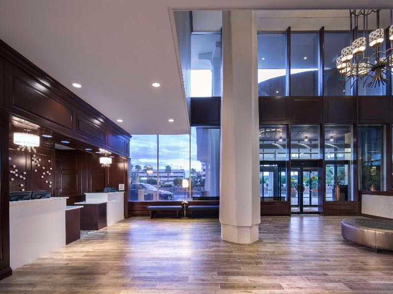 DoubleTree by Hilton Jacksonville Riverfront image
