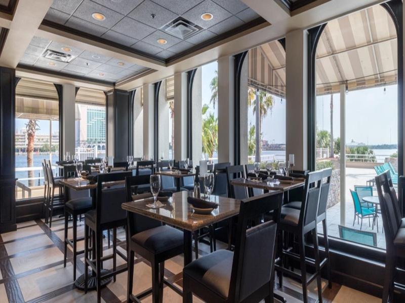 DoubleTree by Hilton Jacksonville Riverfront image