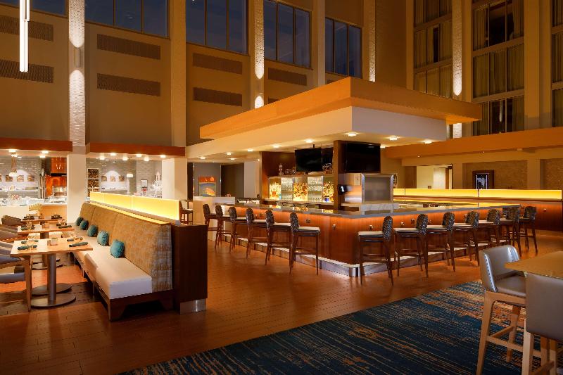 Doubletree By Hilton Pittsburgh - Cranberry image
