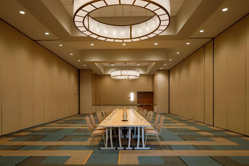 Doubletree By Hilton Pittsburgh - Cranberry image