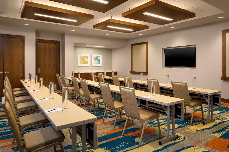 Doubletree By Hilton Pittsburgh - Cranberry image