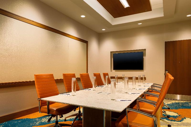 Doubletree By Hilton Pittsburgh - Cranberry image