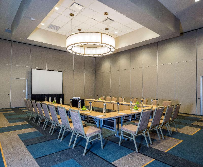 Doubletree By Hilton Pittsburgh - Cranberry image
