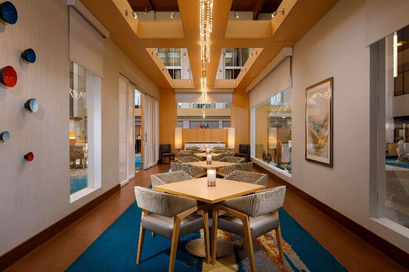 Doubletree By Hilton Pittsburgh - Cranberry image