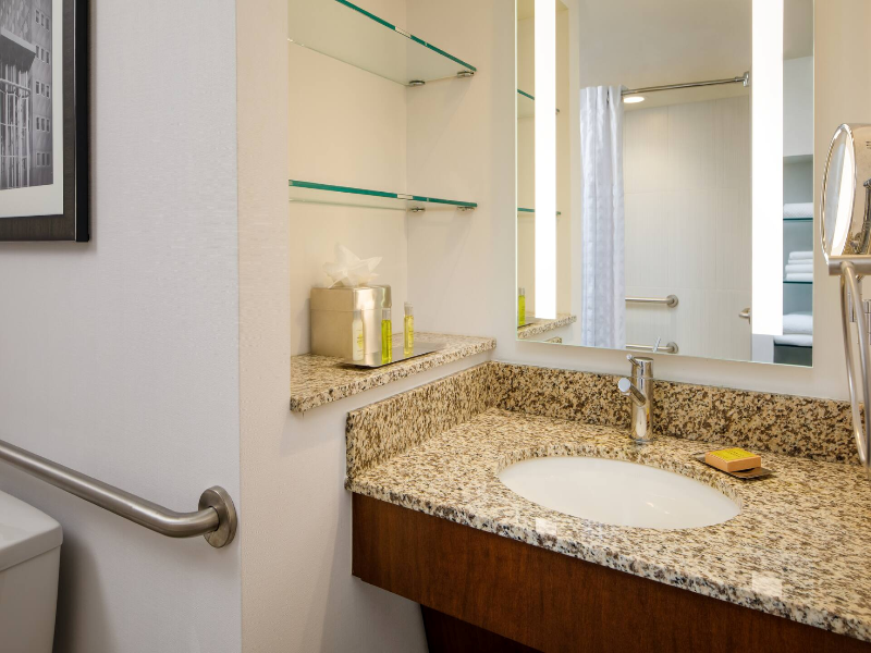 Doubletree By Hilton Pittsburgh - Cranberry image