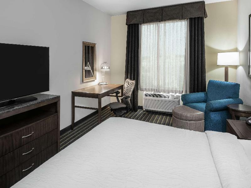 Hilton Garden Inn San Antonio At The Rim image