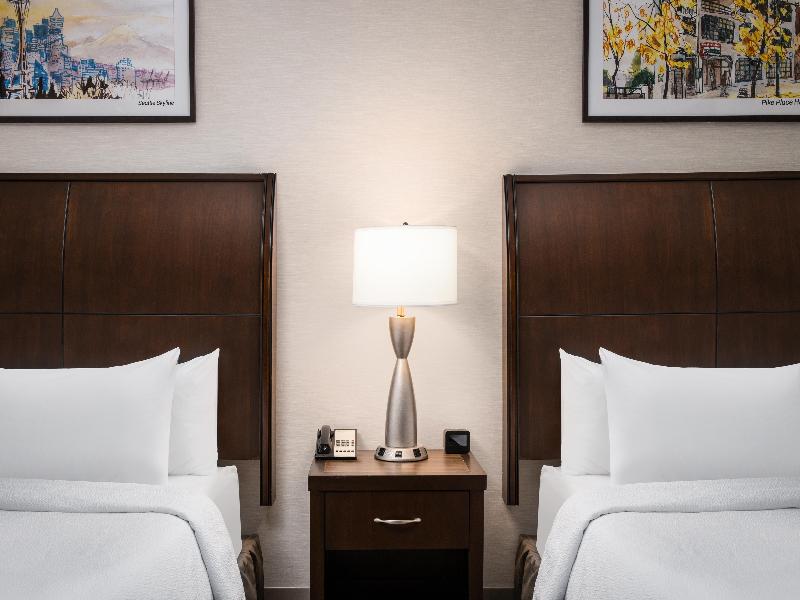 Hilton Garden Inn Seattle Downtown image
