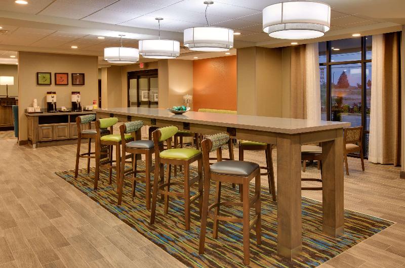 Hampton Inn and Suites Snyder, TX image
