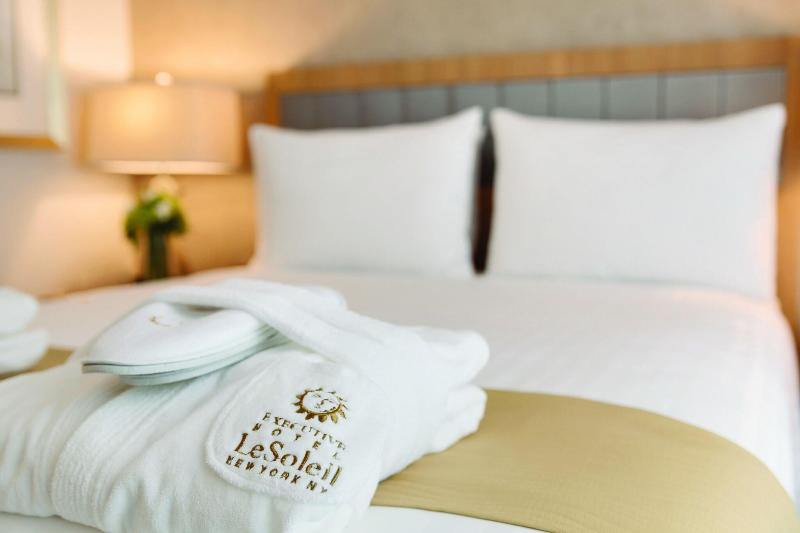 Executive LeSoleil NY image