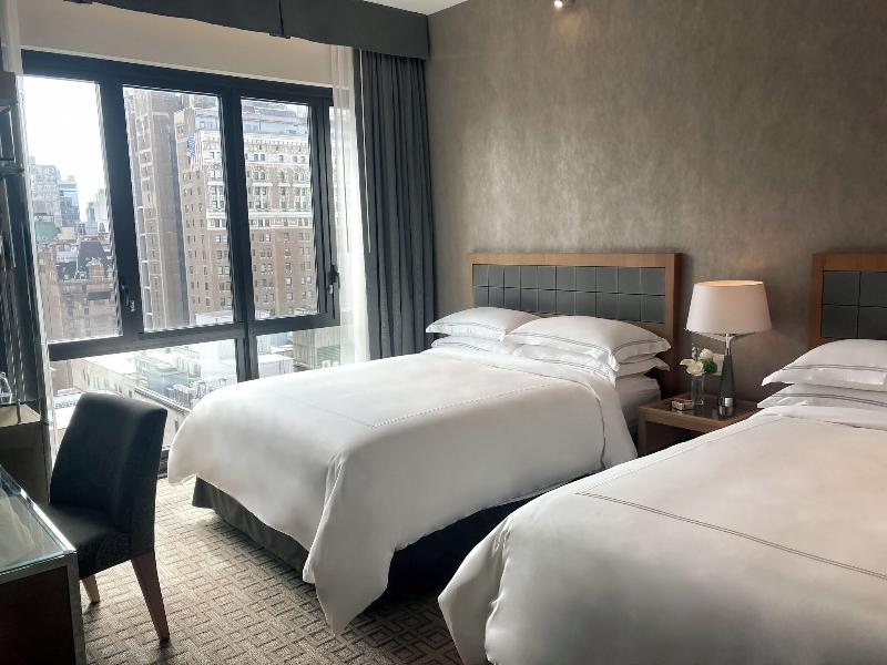 Executive LeSoleil NY image