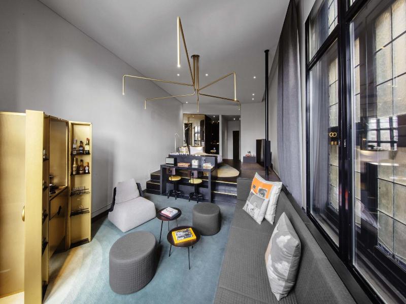 W Amsterdam image