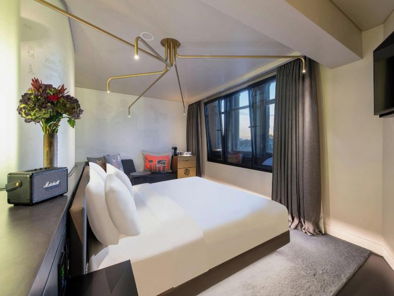 W Amsterdam image