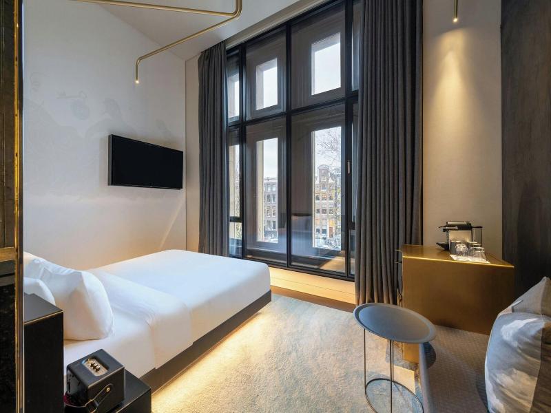 W Amsterdam image