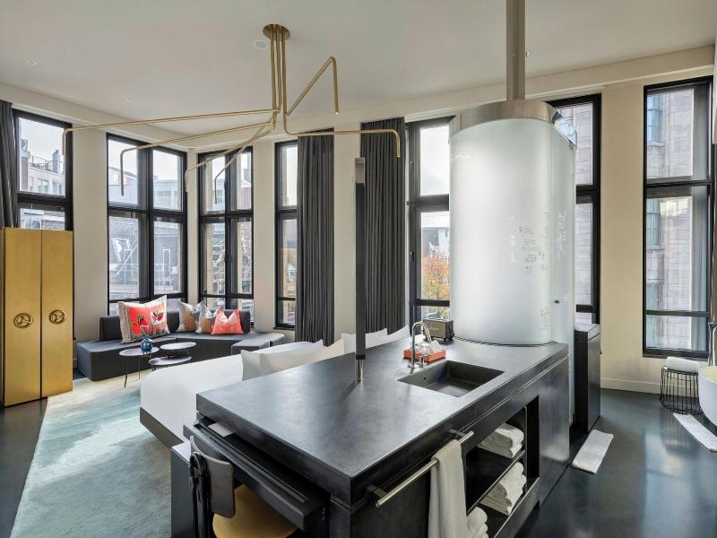W Amsterdam image