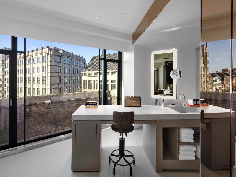 W Amsterdam image