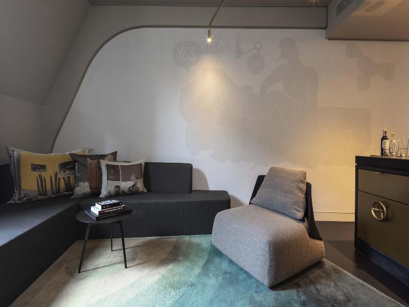 W Amsterdam image