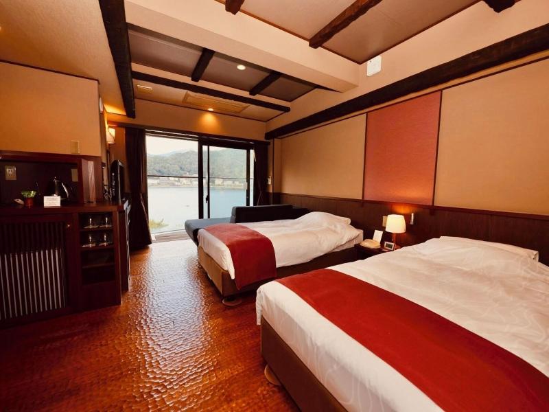Fuji Lake Hotel image