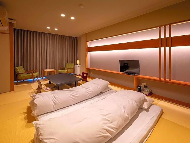Mikuma Hotel image