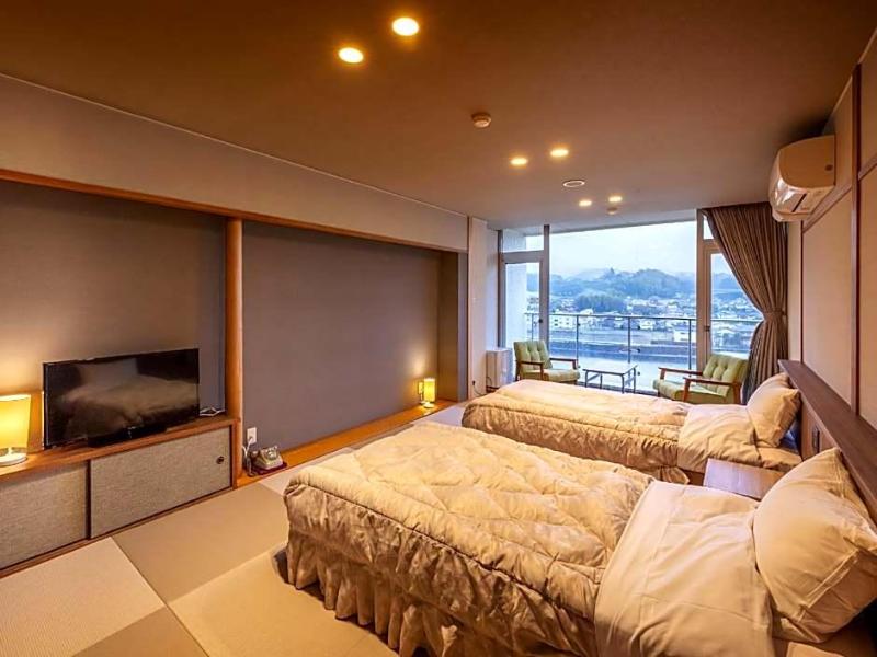 Mikuma Hotel image